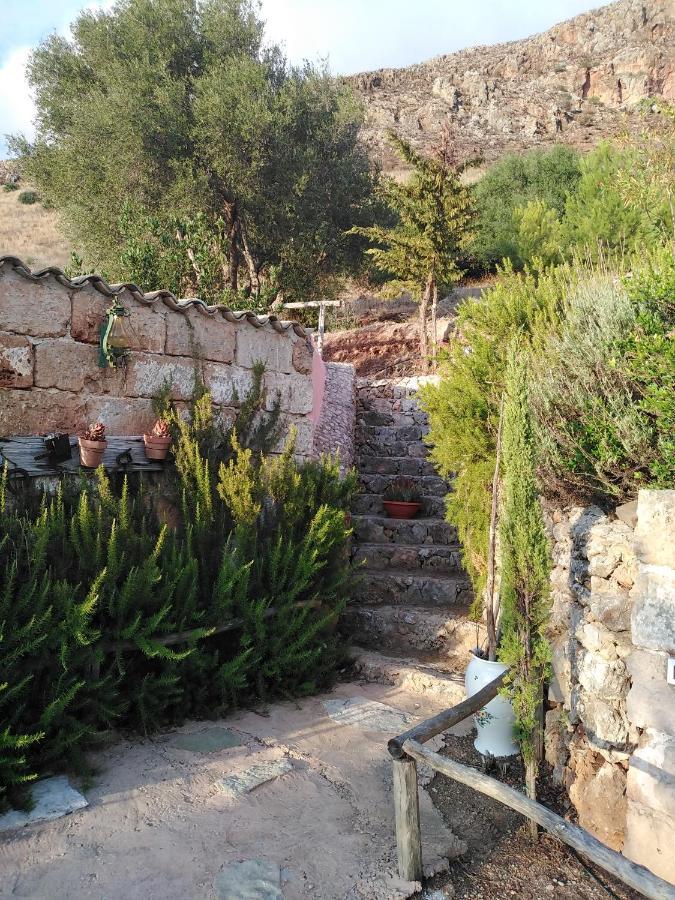 Il Corbezzolo Suite Appartament كاستيلوزو المظهر الخارجي الصورة